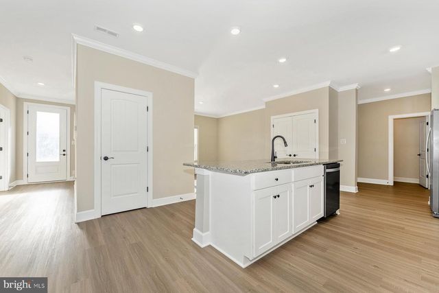 512 ABIGAIL AVE, Waynesboro, PA 17268