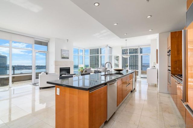 550 Front St. 1808, San Diego, CA 92101