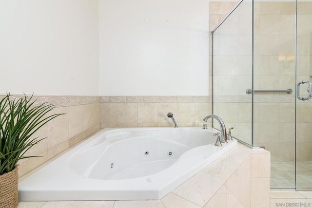 550 Front St. 1808, San Diego, CA 92101