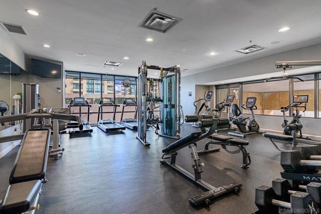 550 Front St. 1808, San Diego, CA 92101