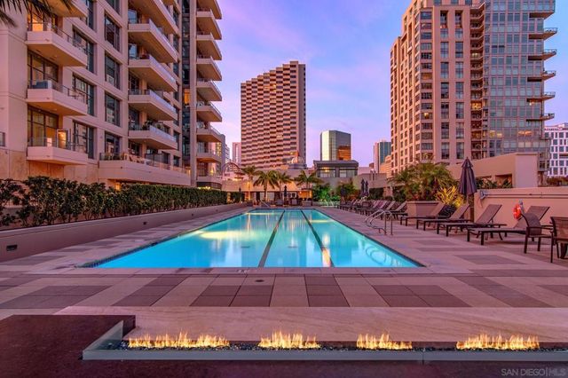 550 Front St. 1808, San Diego, CA 92101