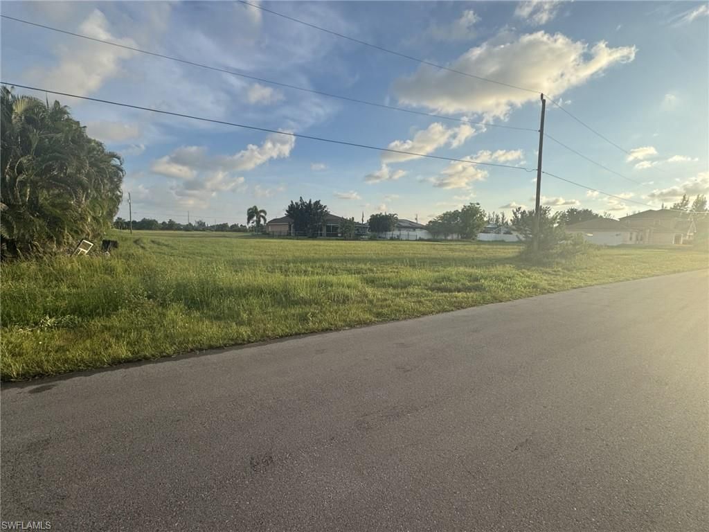 2724 NW 11th ST, CAPE CORAL, FL 33993 — photo 3