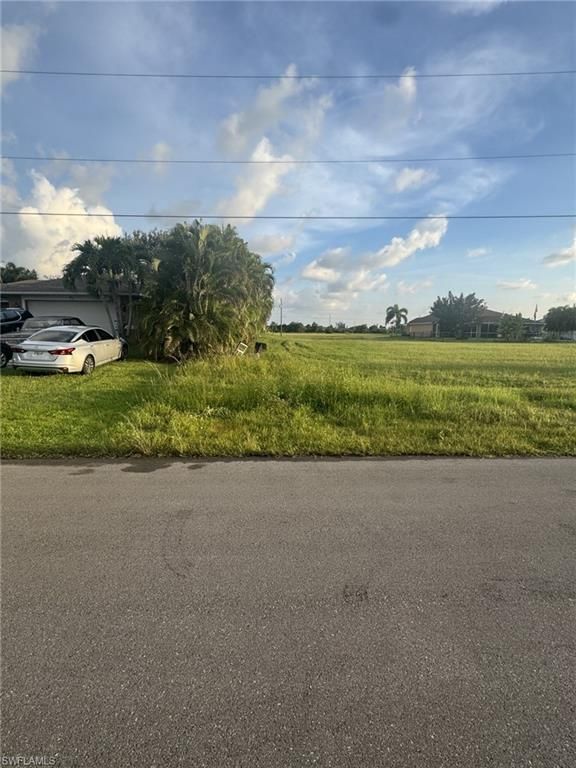 2724 NW 11th ST, CAPE CORAL, FL 33993 — photo 4