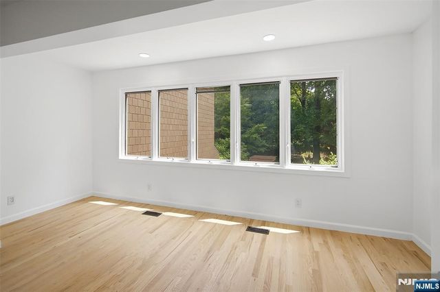 6 Old Quarry Road, Englewood, NJ 07631