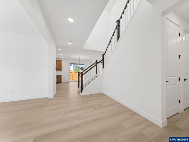 2137 Veneta Ave S Av S, Salem, OR 97306