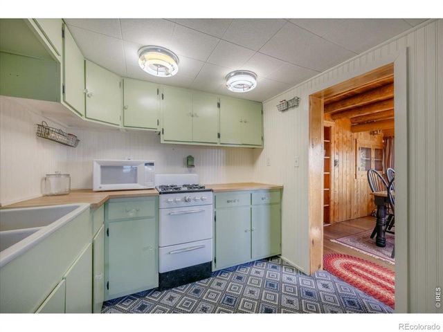 151 Cliff Drive, Red Feather Lakes, CO 80545