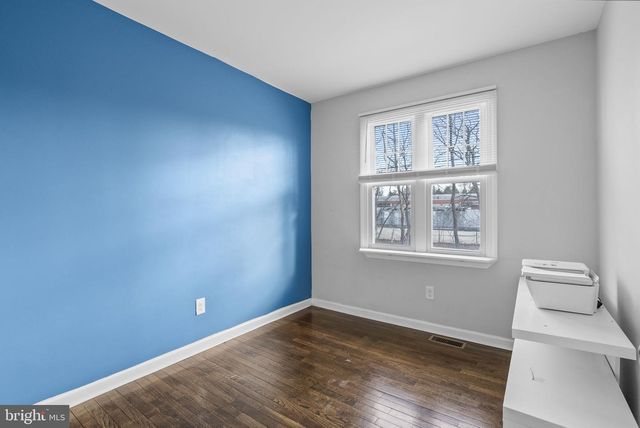 3 BIRCH AVE, Berlin, NJ 08009