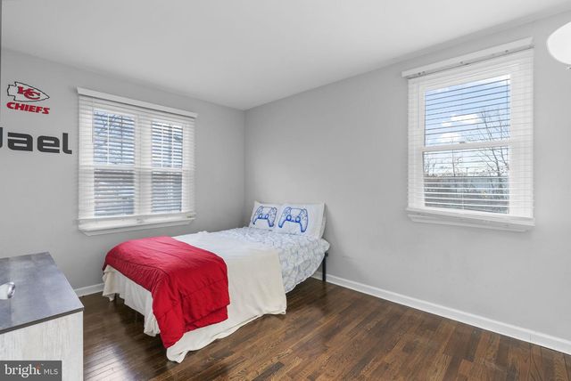 3 BIRCH AVE, Berlin, NJ 08009