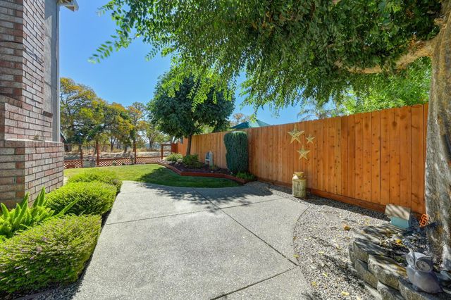 9709 Snowberry Way, Orangevale, CA 95662