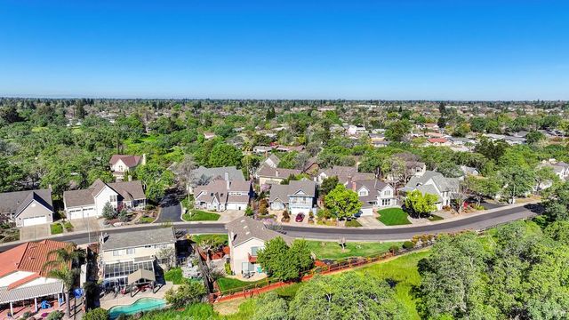 9709 Snowberry Way, Orangevale, CA 95662