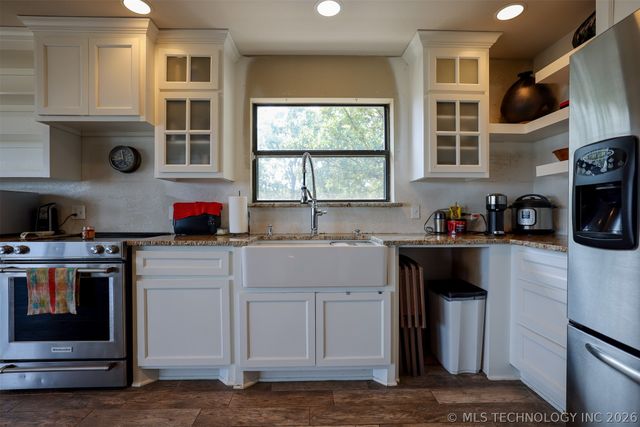 1424 S 262nd West Avenue, Sand Springs, OK 74063