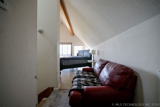 1424 S 262nd West Avenue, Sand Springs, OK 74063