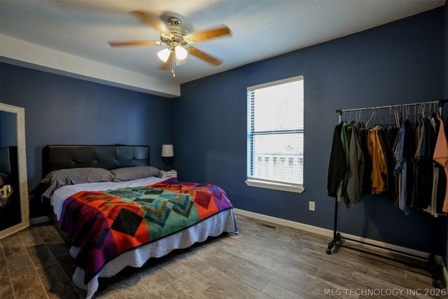 1424 S 262nd West Avenue, Sand Springs, OK 74063