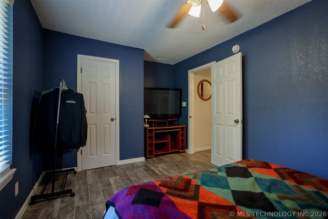 1424 S 262nd West Avenue, Sand Springs, OK 74063