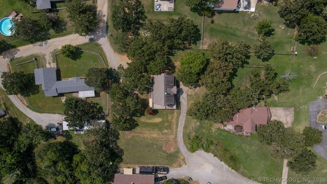 1424 S 262nd West Avenue, Sand Springs, OK 74063