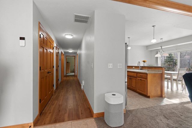 1124 HEYERDAHL HEIGHTS, Hobart, WI 54155