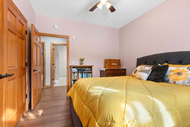 1124 HEYERDAHL HEIGHTS, Hobart, WI 54155