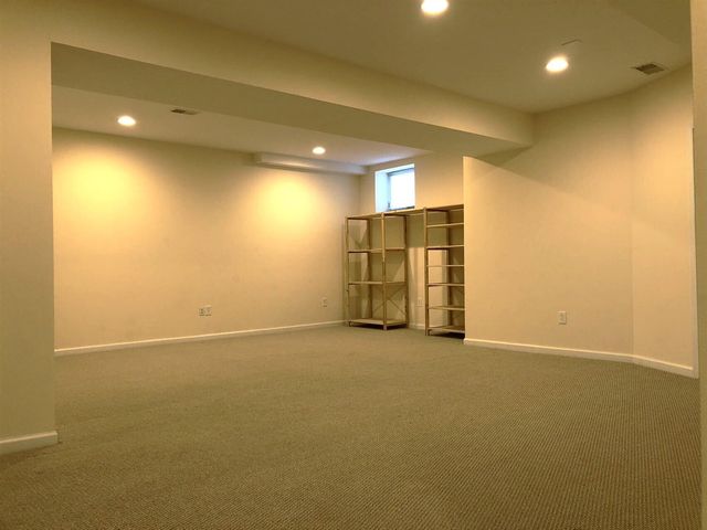 6145 Gabrielle Avenue, Ann Arbor, MI 48103