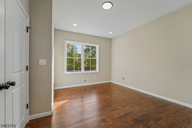 6 Chamberlain Ln, Mount Olive Twp., NJ 07828
