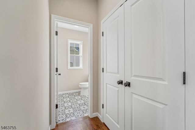 6 Chamberlain Ln, Mount Olive Twp., NJ 07828