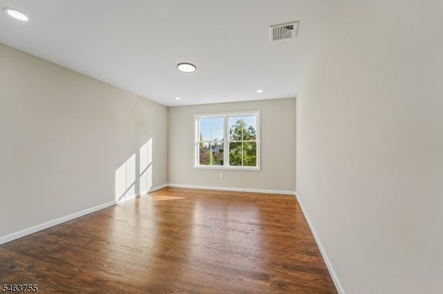 6 Chamberlain Ln, Mount Olive Twp., NJ 07828