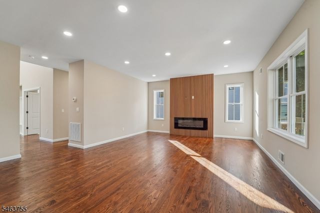 6 Chamberlain Ln, Mount Olive Twp., NJ 07828