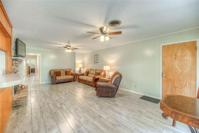 11408 Us Highway 190 E, Livingston, TX 77351