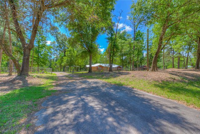 11408 Us Highway 190 E, Livingston, TX 77351