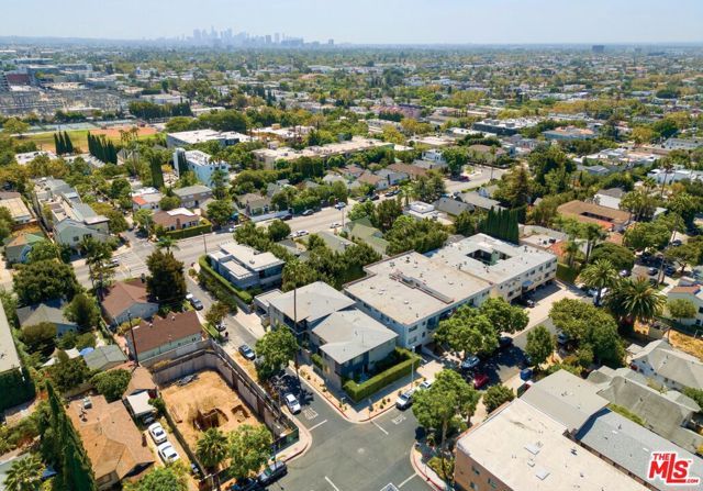7452 Romaine Street, West Hollywood, CA 90046