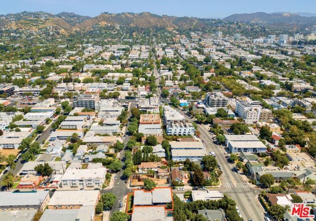 7452 Romaine Street, West Hollywood, CA 90046
