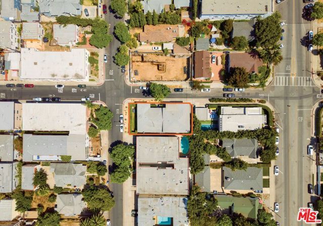 7452 Romaine Street, West Hollywood, CA 90046