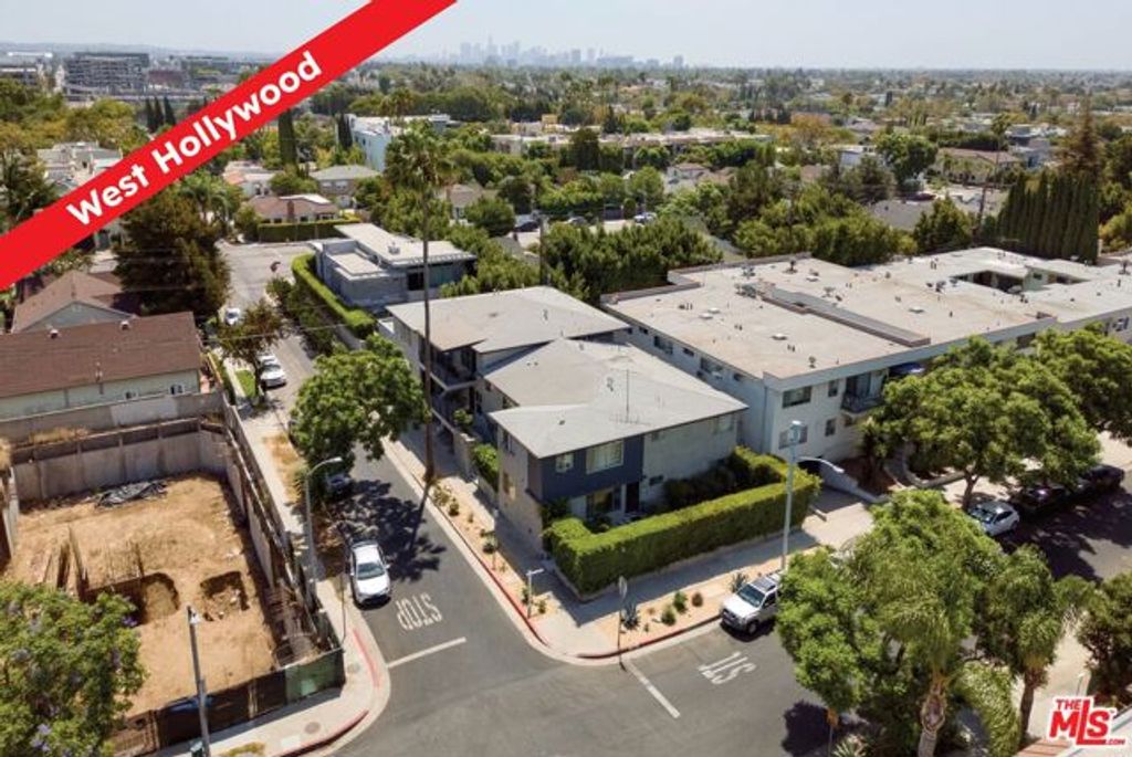 7452 Romaine Street, West Hollywood, CA 90046