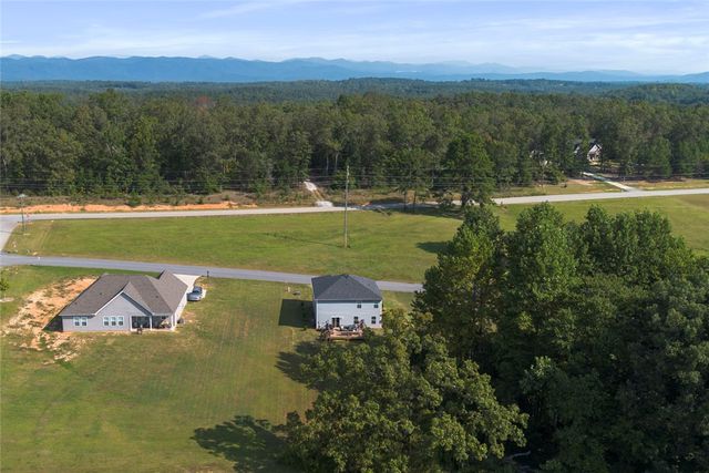 1515 Hendon Drive, Walhalla, SC 29691