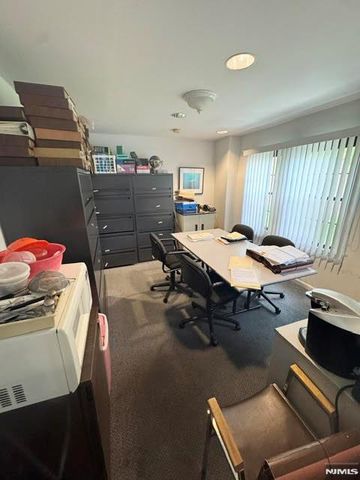 60 Westervelt Avenue, Tenafly, NJ 07670