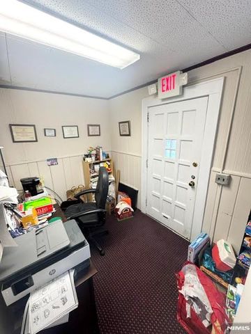 60 Westervelt Avenue, Tenafly, NJ 07670