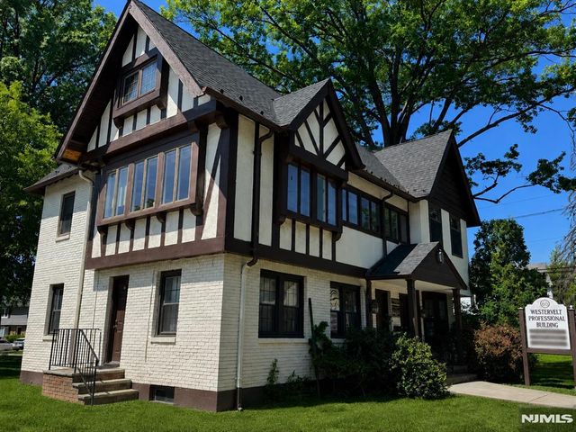 60 Westervelt Avenue, Tenafly, NJ 07670