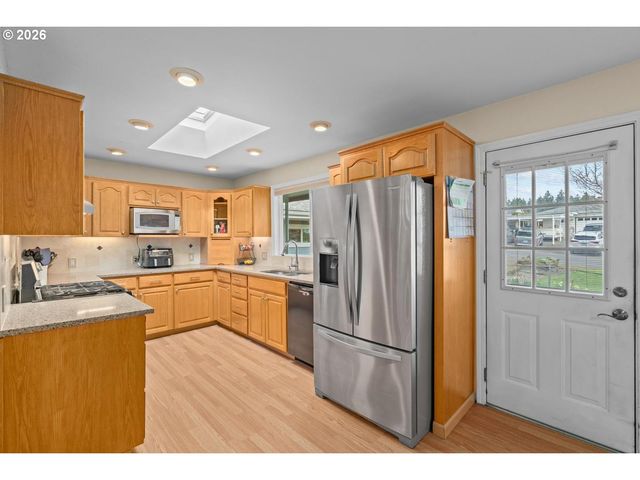 630 SKY Ln, Forest Grove, OR 97116