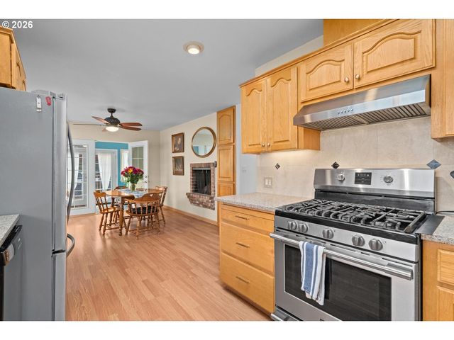 630 SKY Ln, Forest Grove, OR 97116