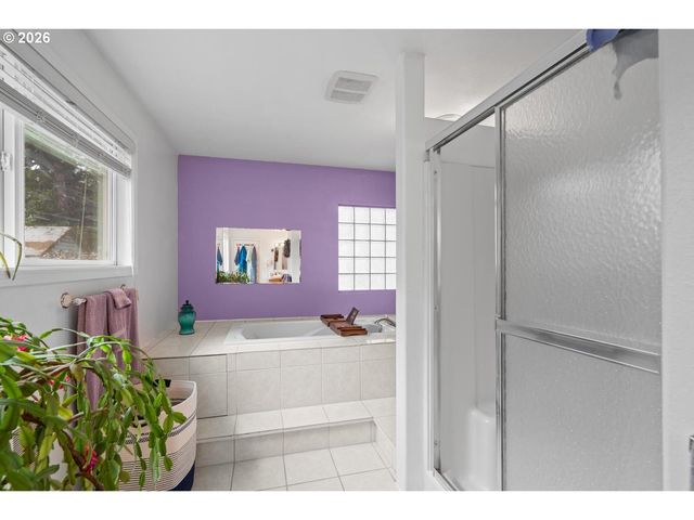 630 SKY Ln, Forest Grove, OR 97116