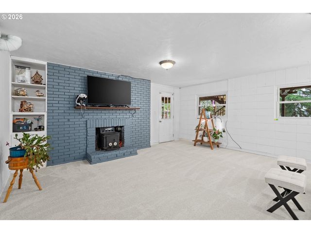 630 SKY Ln, Forest Grove, OR 97116