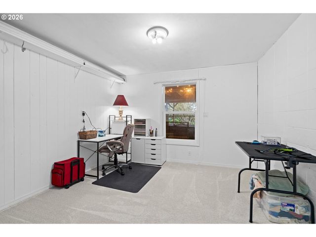 630 SKY Ln, Forest Grove, OR 97116