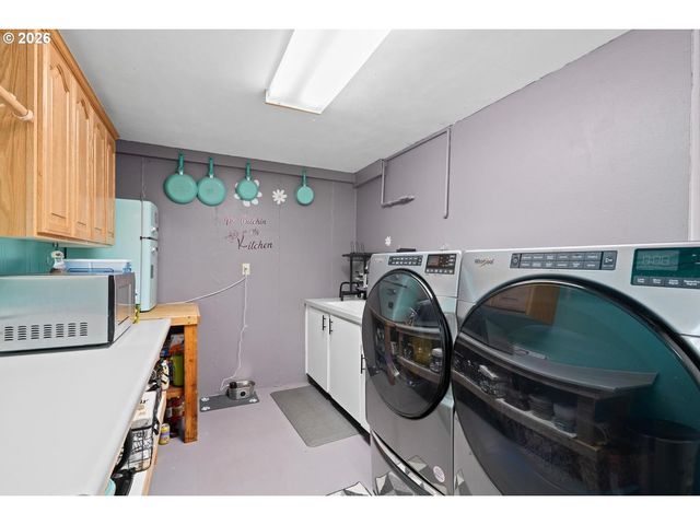 630 SKY Ln, Forest Grove, OR 97116