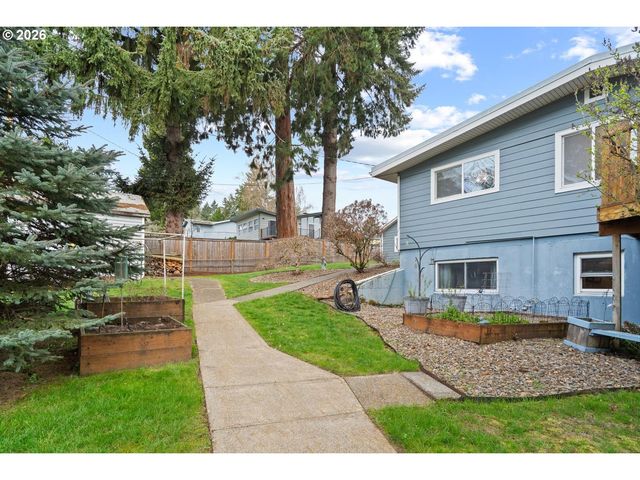 630 SKY Ln, Forest Grove, OR 97116