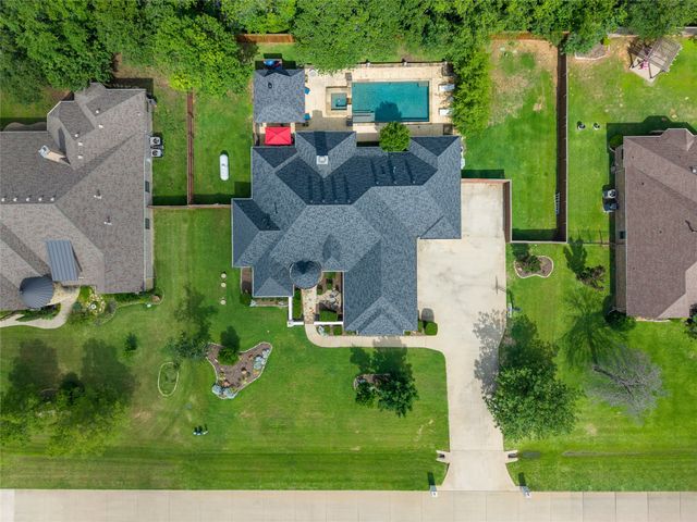 110 Red Oak Drive, Krugerville, TX 76227
