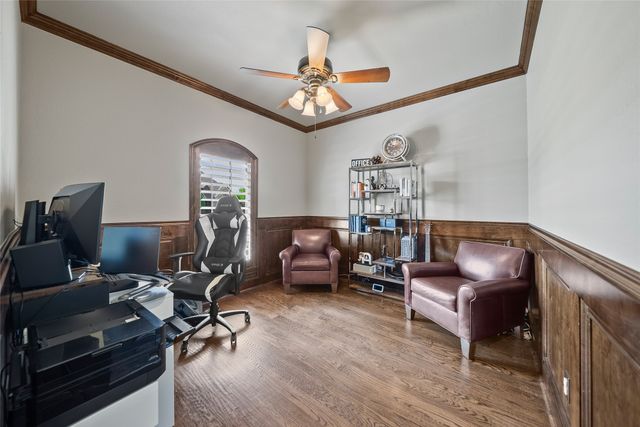 110 Red Oak Drive, Krugerville, TX 76227