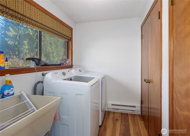 126 Leslie Lane, Sequim, WA 98382