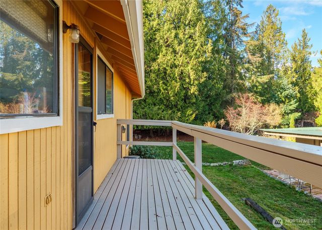 126 Leslie Lane, Sequim, WA 98382