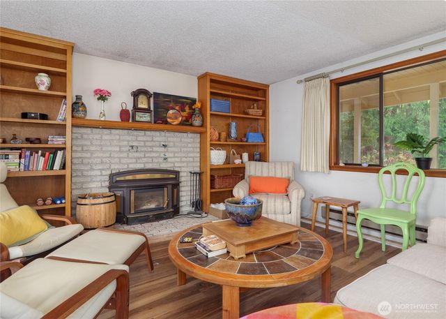 126 Leslie Lane, Sequim, WA 98382