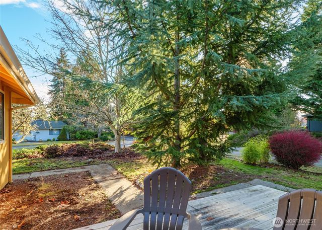 126 Leslie Lane, Sequim, WA 98382