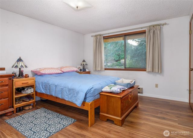 126 Leslie Lane, Sequim, WA 98382